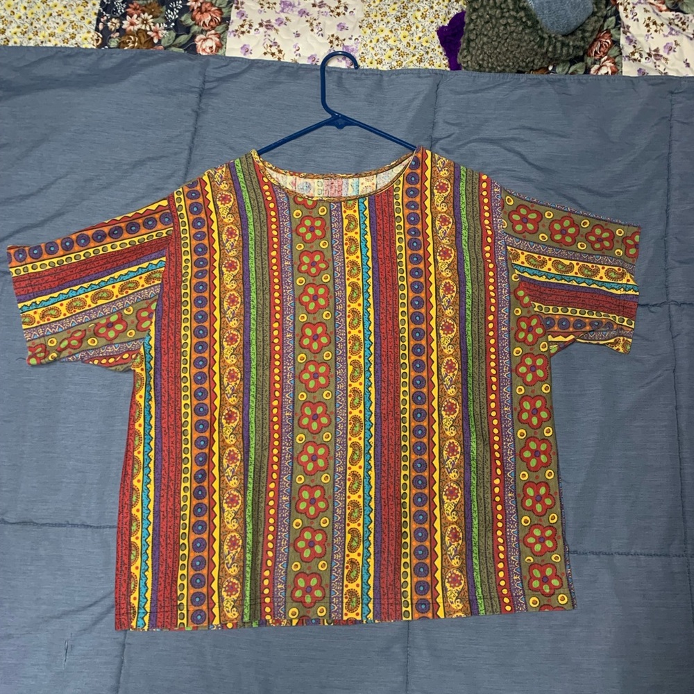 Multicolored Patterned Short Sleeve shirt no tags size large/XL
